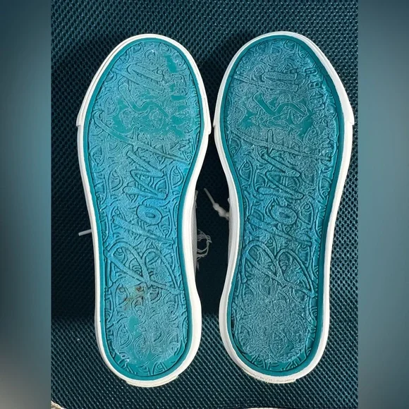 Blowfish Malibu slip on sneakers gray/green and white, size 7 - Picture 8 of 8